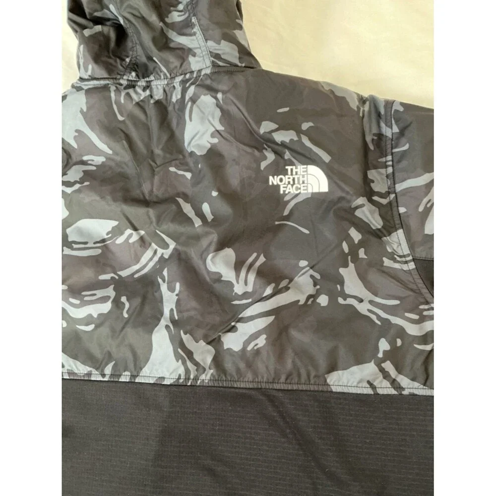The North Face Men’s Black & Gray Camo Hooded Windbreaker